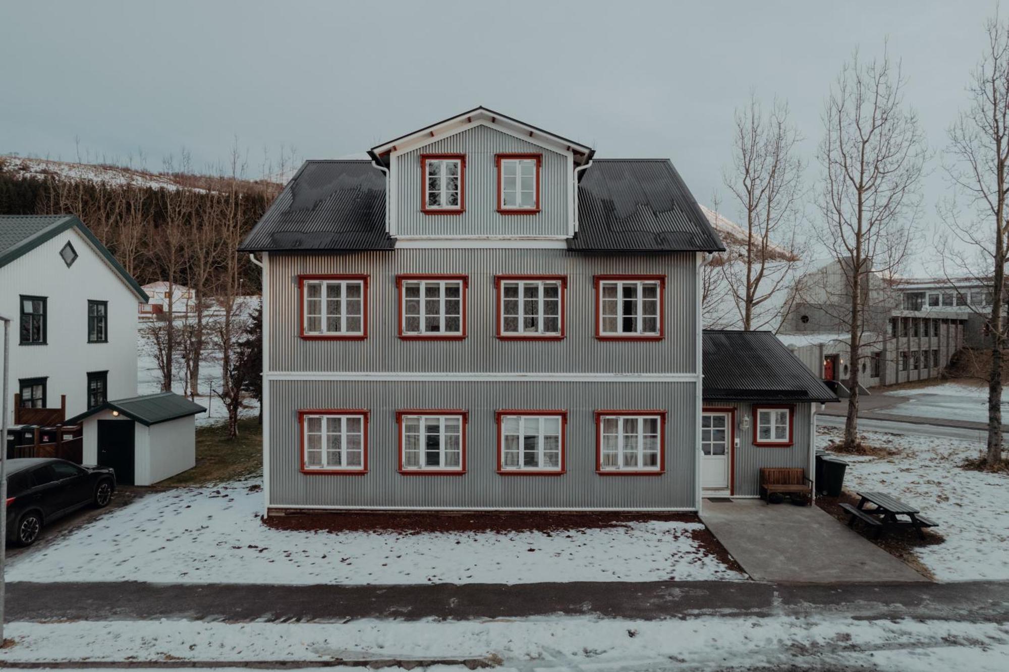 Gamli Skolinn Húsavík Eksteriør bilde